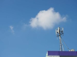This is a picture of a 5G report Base transceiver Station (BTS) on the top of the building by Octopus Competitive Intelligence, Due Diligence, Competitor Analysis, Market Analysis, Competitor Research and Strategic Business Development to beat your competitors, increase sales and reduce risk