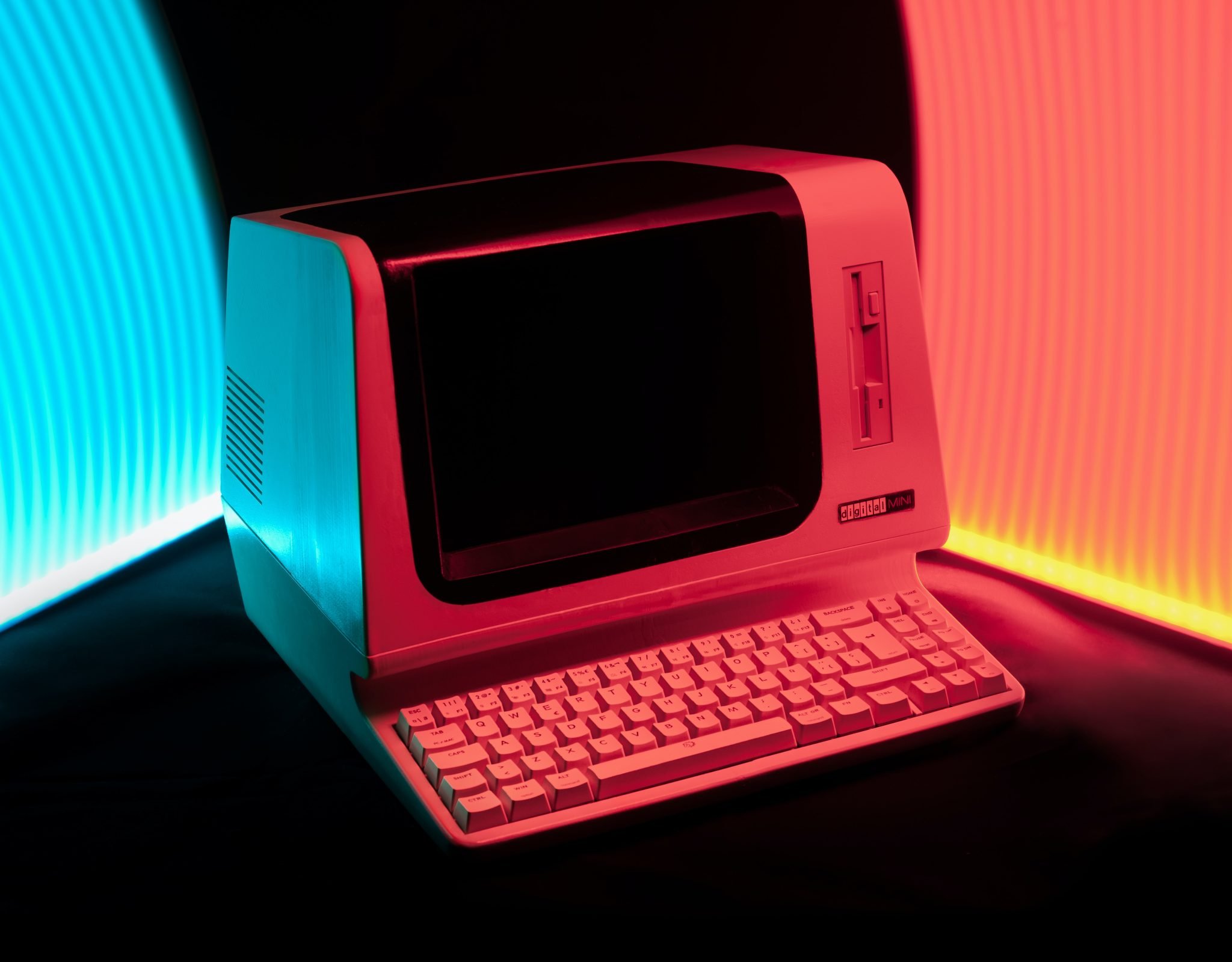This is an image of an old IBM computer for an article called The Danger of Underestimating Your Competitors: A Lesson in Competitive Intelligence by octopus competitive intelligence agency octopus market intelligence agency