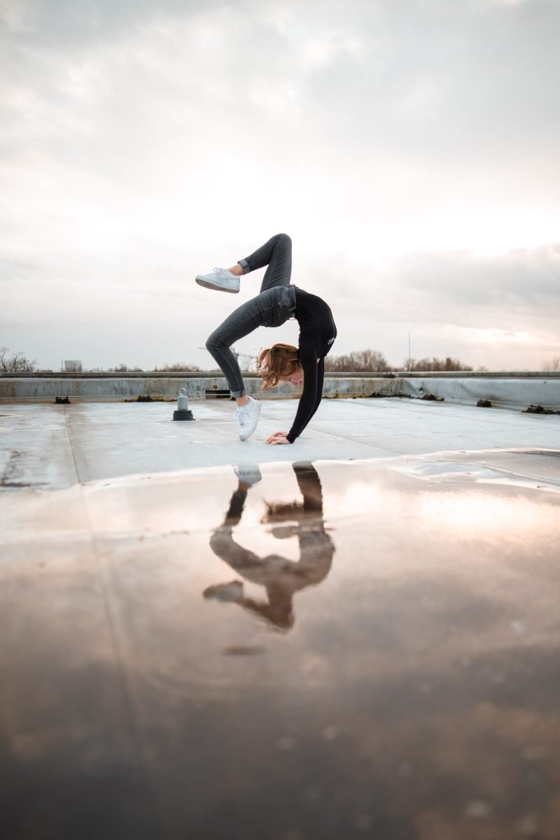 This is an image of a gymnast for an image called Incorporating Agile Principles into Your Competitive Intelligence Approach by octopus competitive intelligence solutions octopus competitive intelligence agency