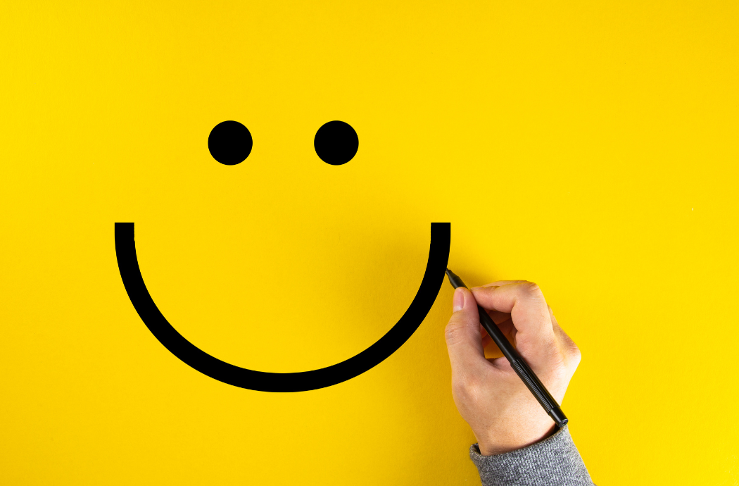 This is an image of a smiley face with a yellow background for an article called Why Early Feedback in Market Strategy and competitor analysis is important by octopus competitive intelligence agency octopus market intelligence solutions. What are the characteristics of competitive intelligence? How To Make Your Property Stand Out From The Rest on Airbnb